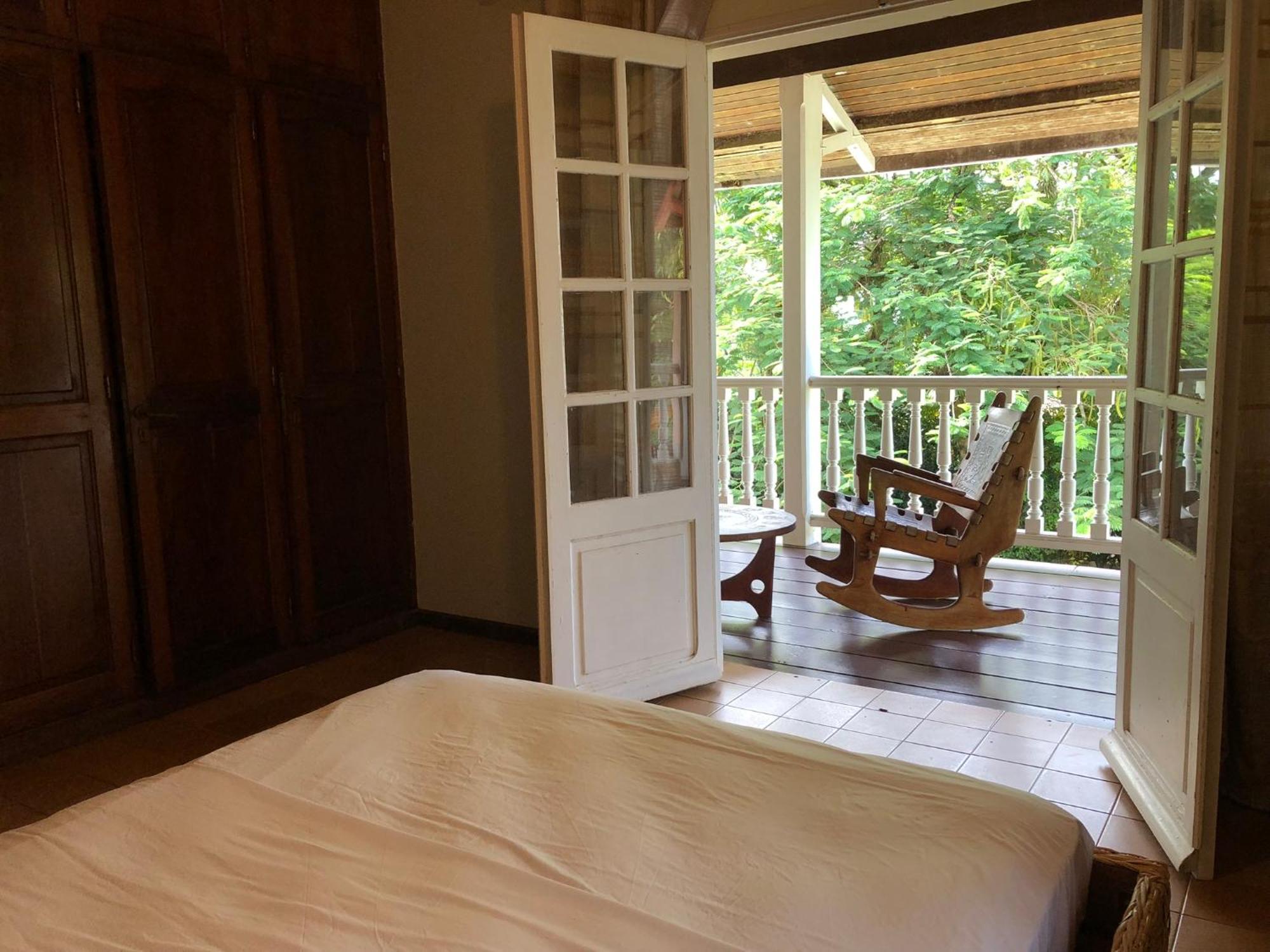 Between Us : Chambres D'Hotes A Saint Joseph Room photo